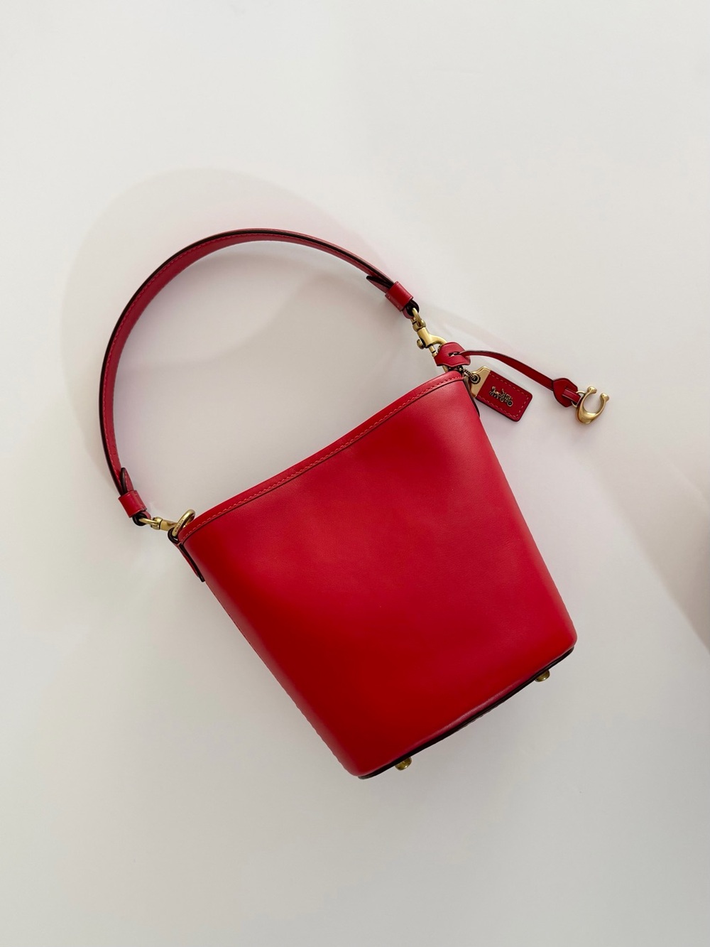 Coach Coach Dakota Bucket Bag 16